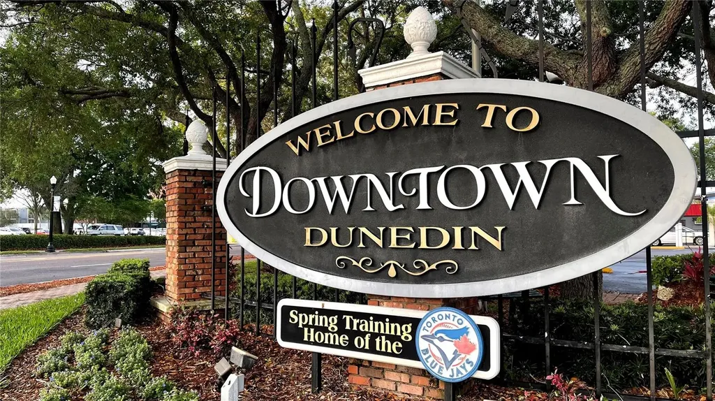 1639 St Catherine Drive W Dunedin FL 34698