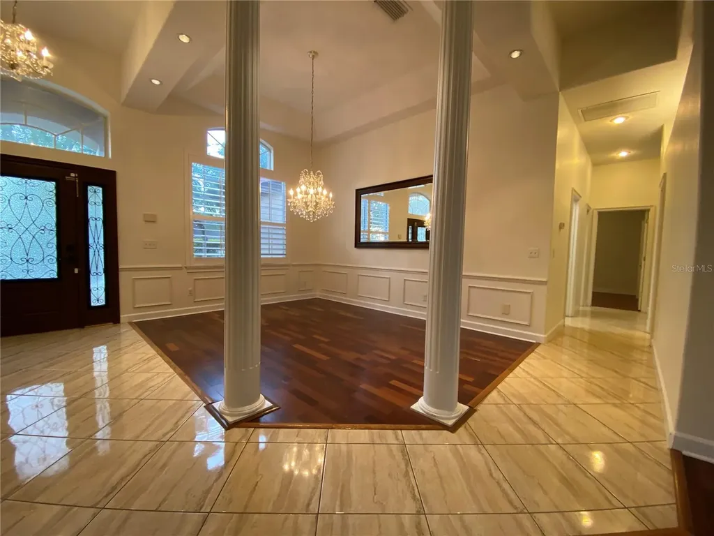 5614 Craindale Drive Orlando FL 32819