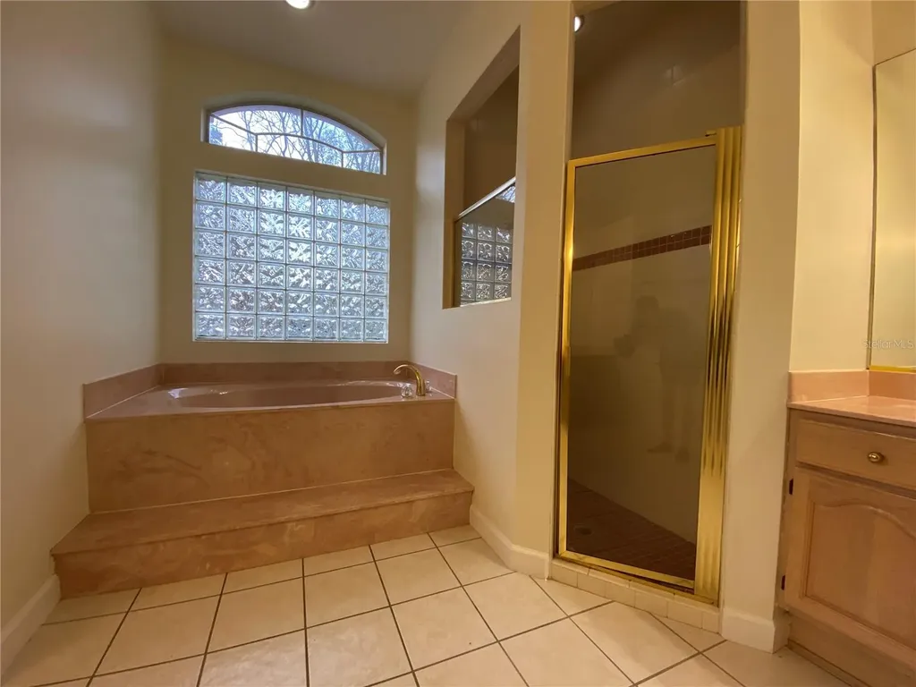 5614 Craindale Drive Orlando FL 32819