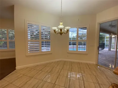 5614 Craindale Drive Orlando FL 32819