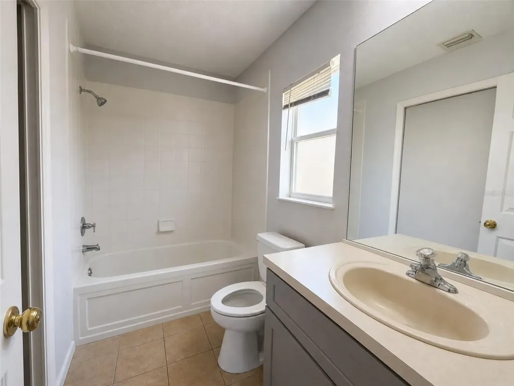 7823 Carriage Pointe Drive Gibsonton FL 33534