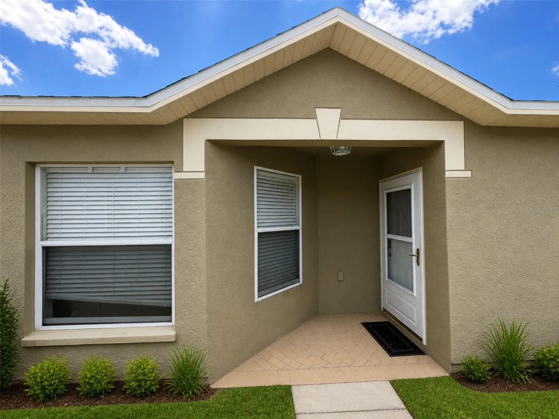 7823 Carriage Pointe Drive Gibsonton FL 33534