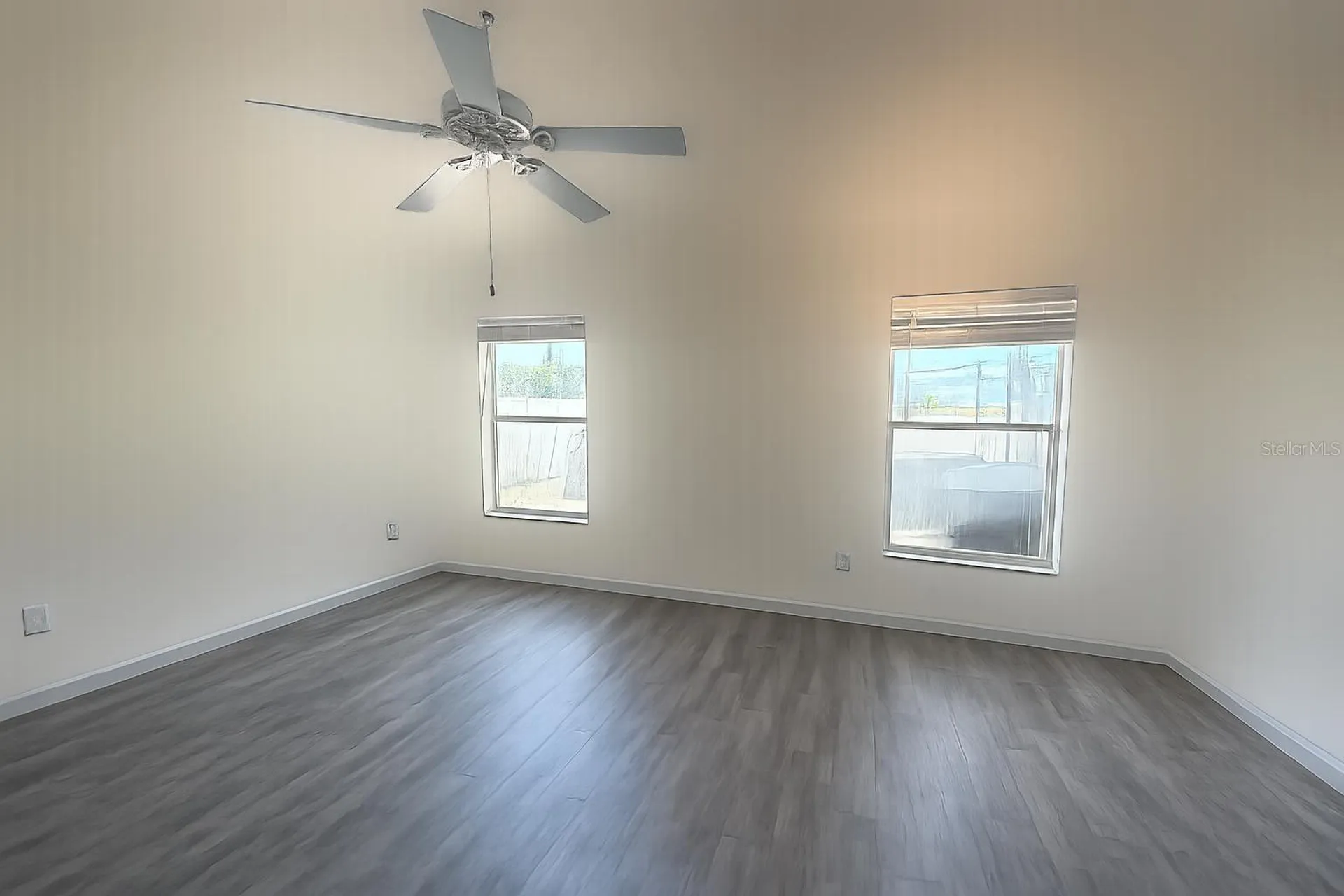 7823 Carriage Pointe Drive Gibsonton FL 33534