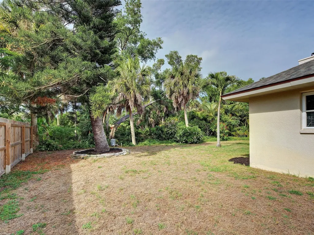 1303 E Gate Drive Venice FL 34285