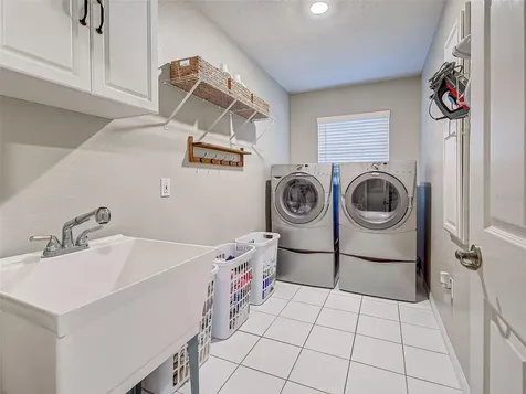 1303 E Gate Drive Venice FL 34285