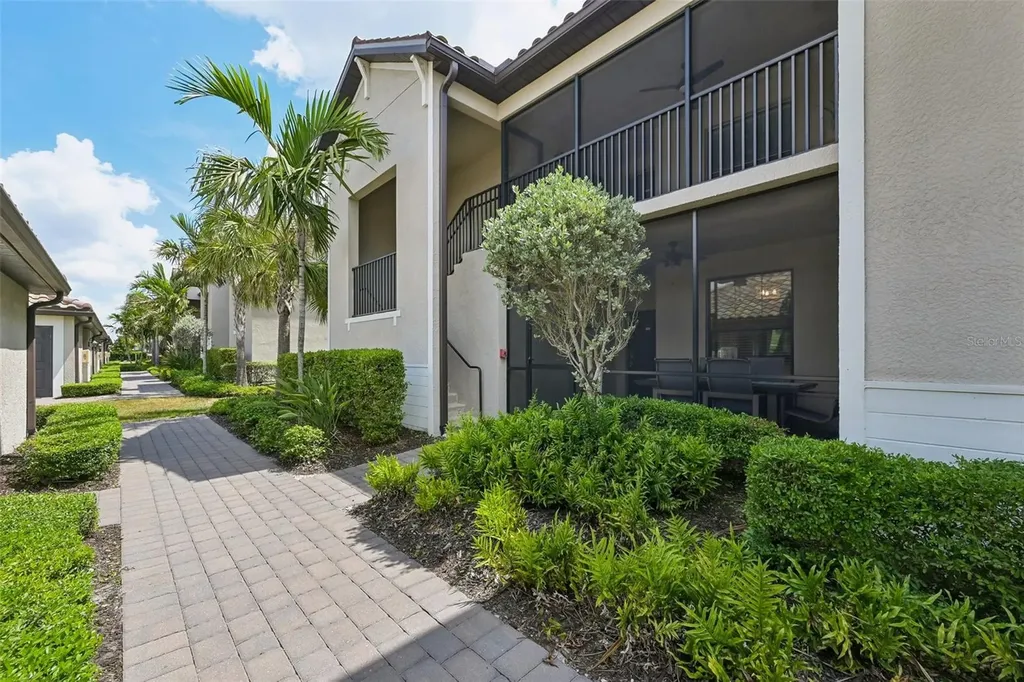 5721 Palmer Circle Lakewood Ranch FL 34211