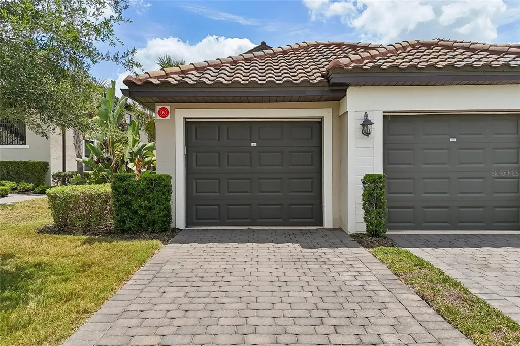 5721 Palmer Circle Lakewood Ranch FL 34211