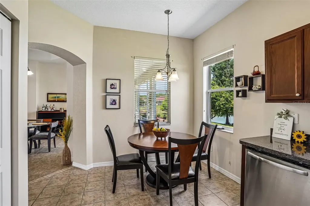 5116 Neptune Circle Oxford FL 34484