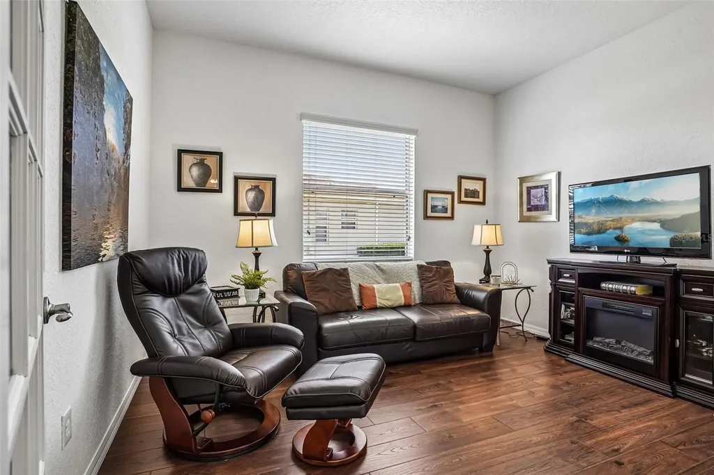 5116 Neptune Circle Oxford FL 34484