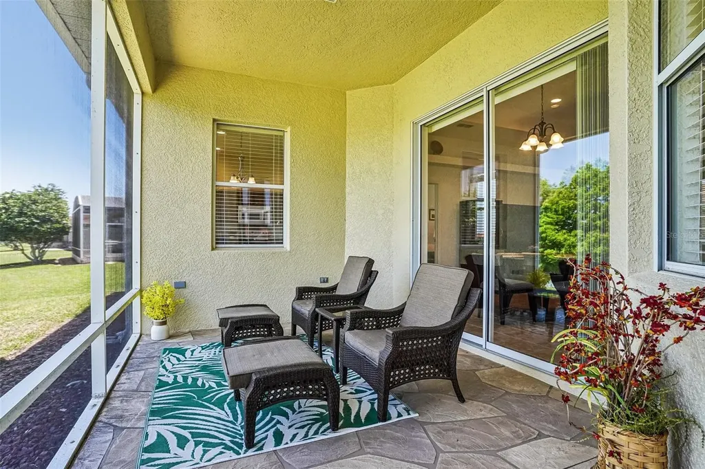 5116 Neptune Circle Oxford FL 34484