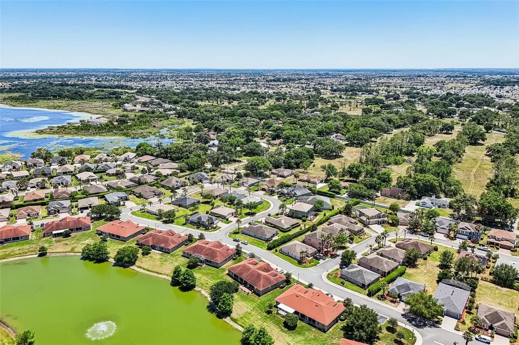 5116 Neptune Circle Oxford FL 34484