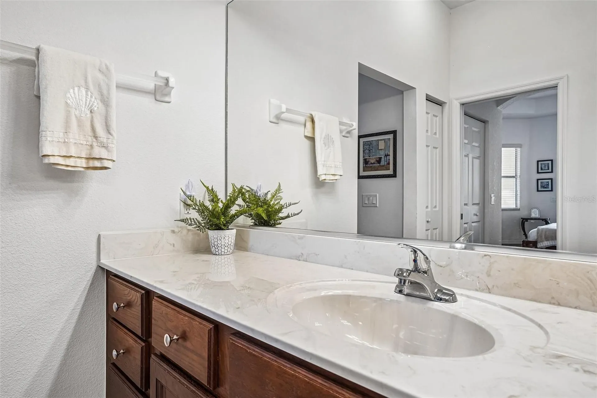5116 Neptune Circle Oxford FL 34484