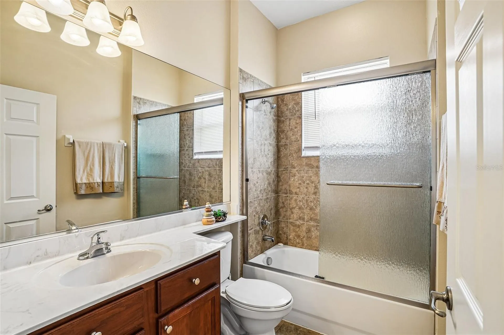 5116 Neptune Circle Oxford FL 34484