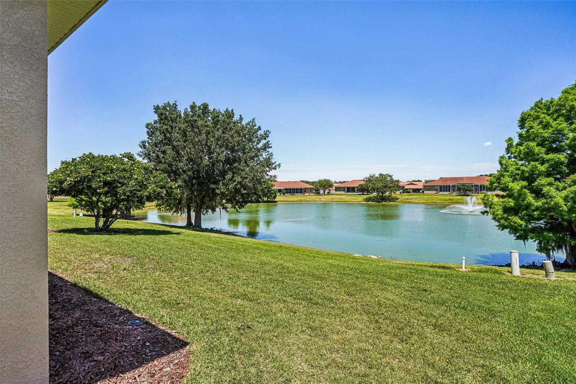 5116 Neptune Circle Oxford FL 34484