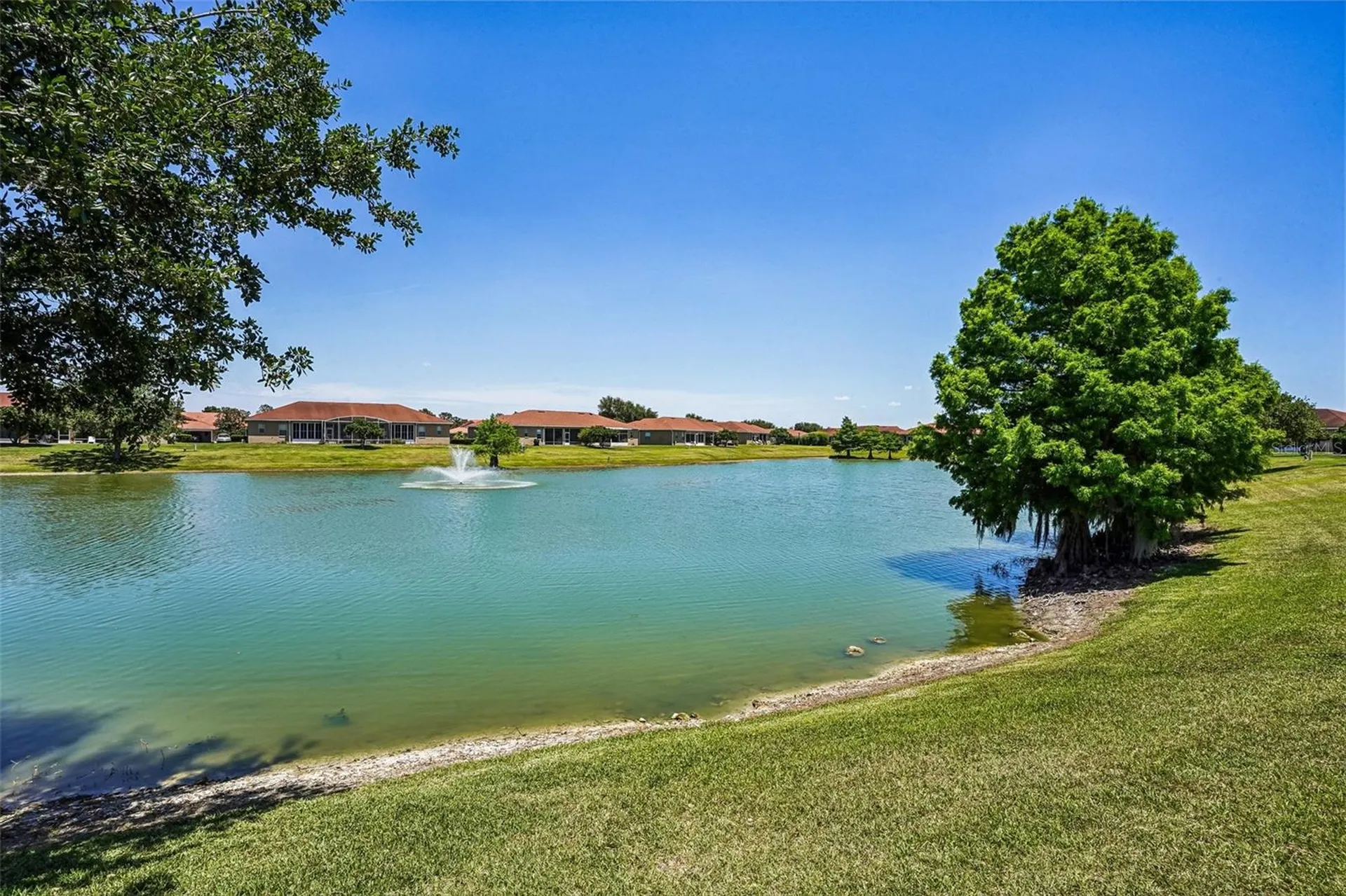5116 Neptune Circle Oxford FL 34484