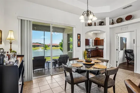 5116 Neptune Circle Oxford FL 34484