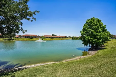 5116 Neptune Circle Oxford FL 34484