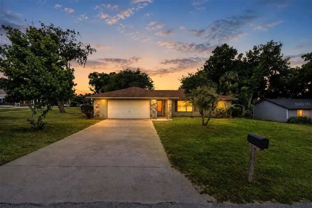401 W Sumter Street Minneola FL 34715