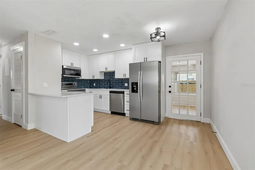 4221 Empire Place Tampa FL 33610