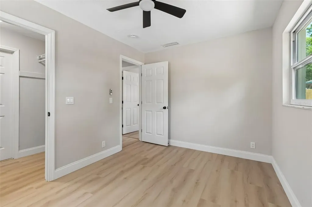 4221 Empire Place Tampa FL 33610