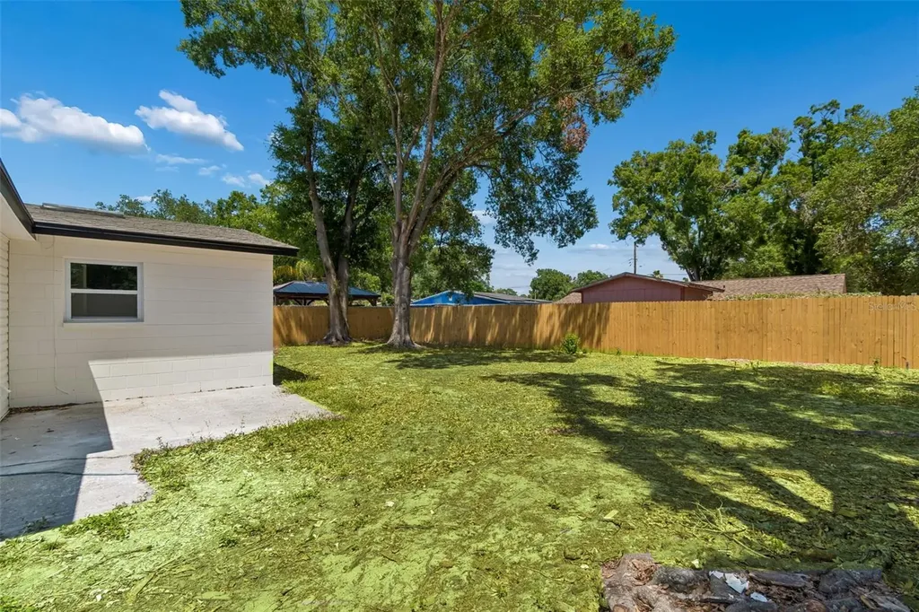 4221 Empire Place Tampa FL 33610