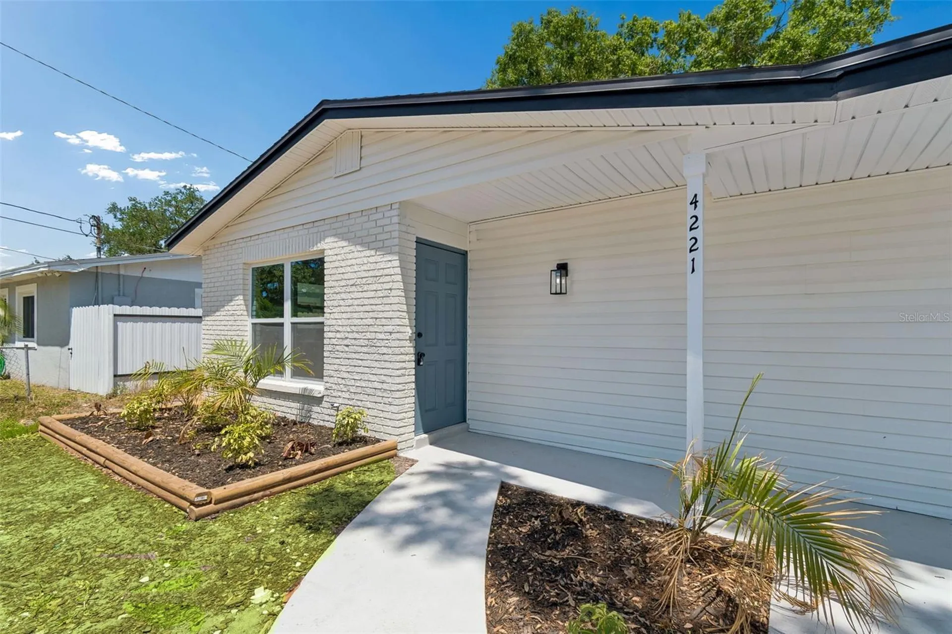 4221 Empire Place Tampa FL 33610