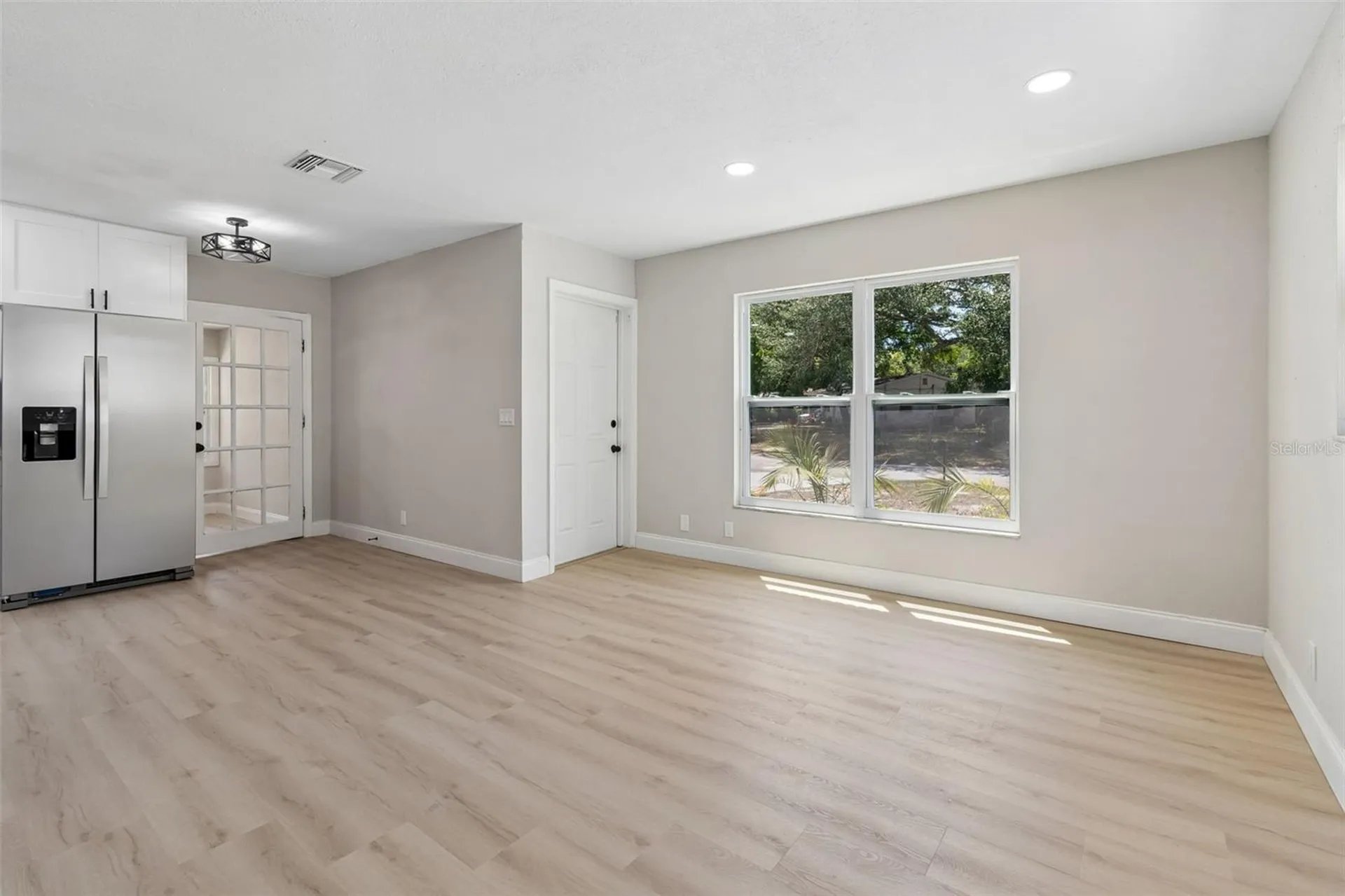 4221 Empire Place Tampa FL 33610