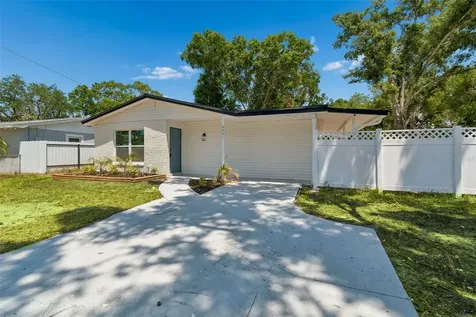 4221 Empire Place Tampa FL 33610