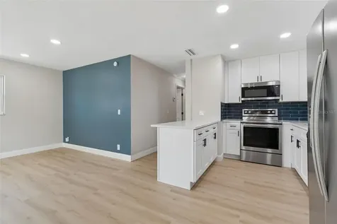 4221 Empire Place Tampa FL 33610