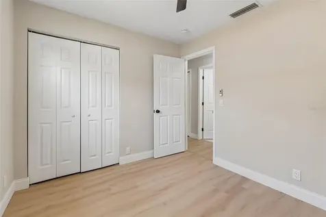 4221 Empire Place Tampa FL 33610