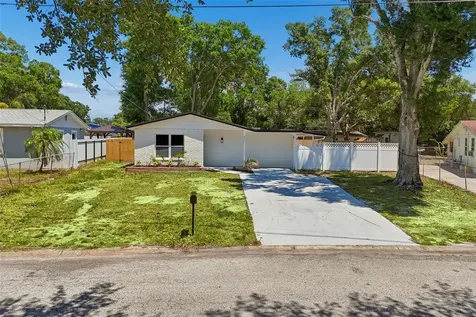 4221 Empire Place Tampa FL 33610