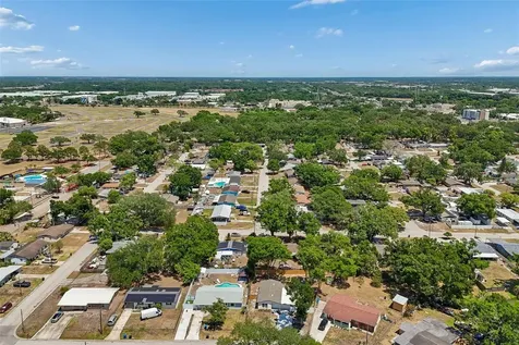 4221 Empire Place Tampa FL 33610