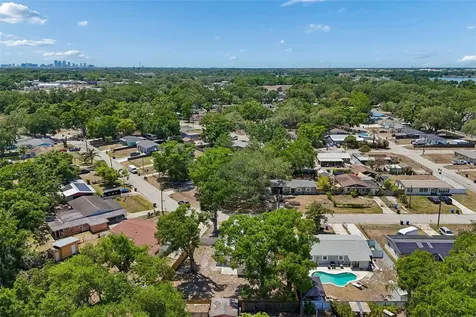 4221 Empire Place Tampa FL 33610