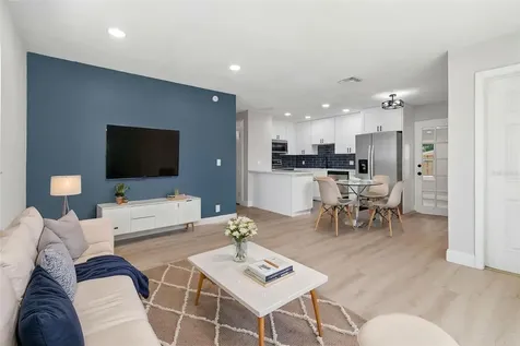 4221 Empire Place Tampa FL 33610