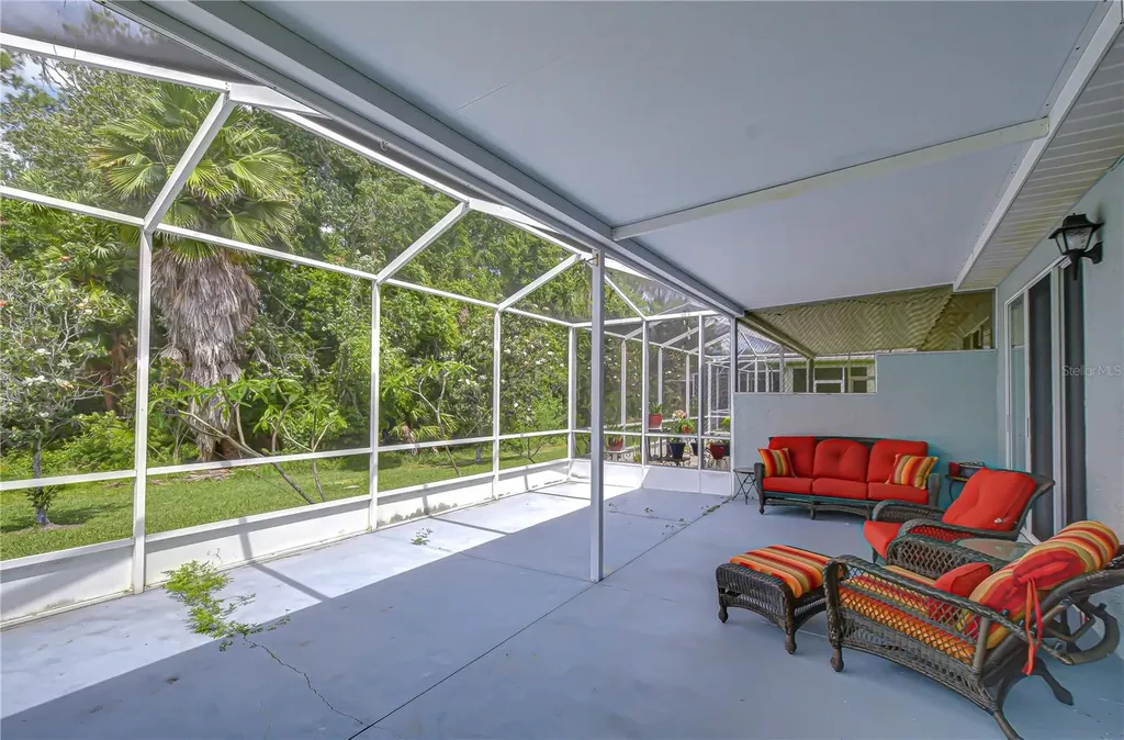 9815 Gingerwood Drive Tampa FL 33626