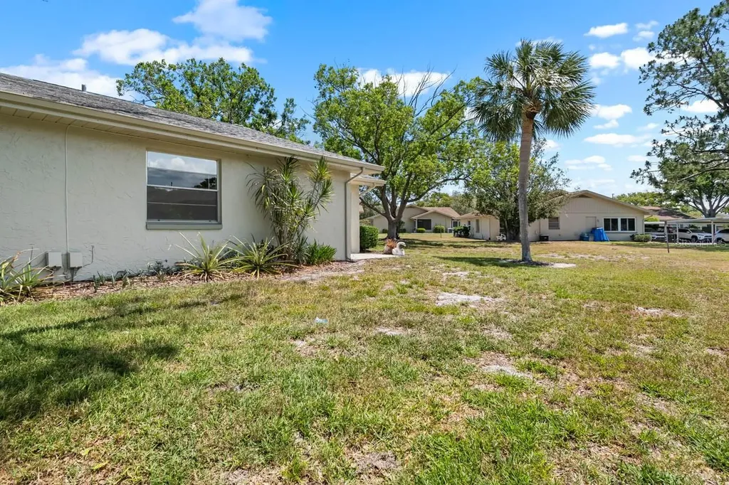 330 Gloucester Boulevard Sun City Center FL 33573