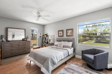 330 Gloucester Boulevard Sun City Center FL 33573