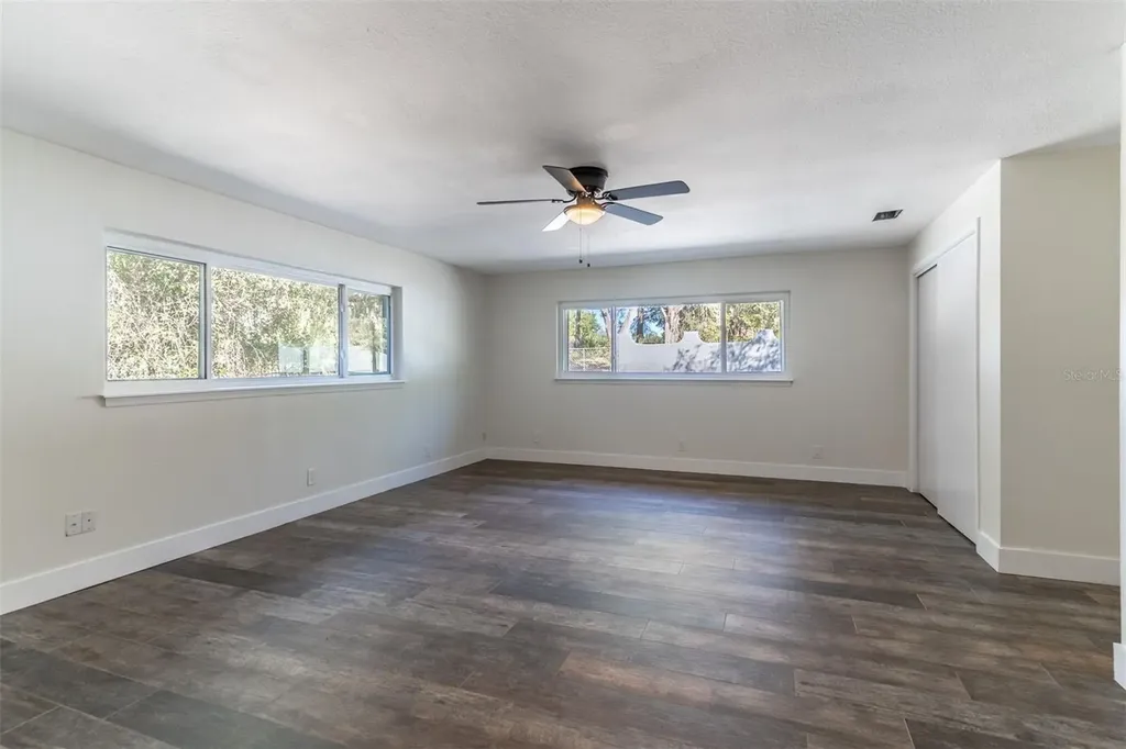 16880 SE 63rd Lane Ocklawaha FL 32179