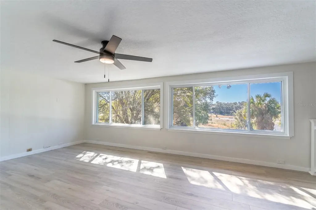 16880 SE 63rd Lane Ocklawaha FL 32179
