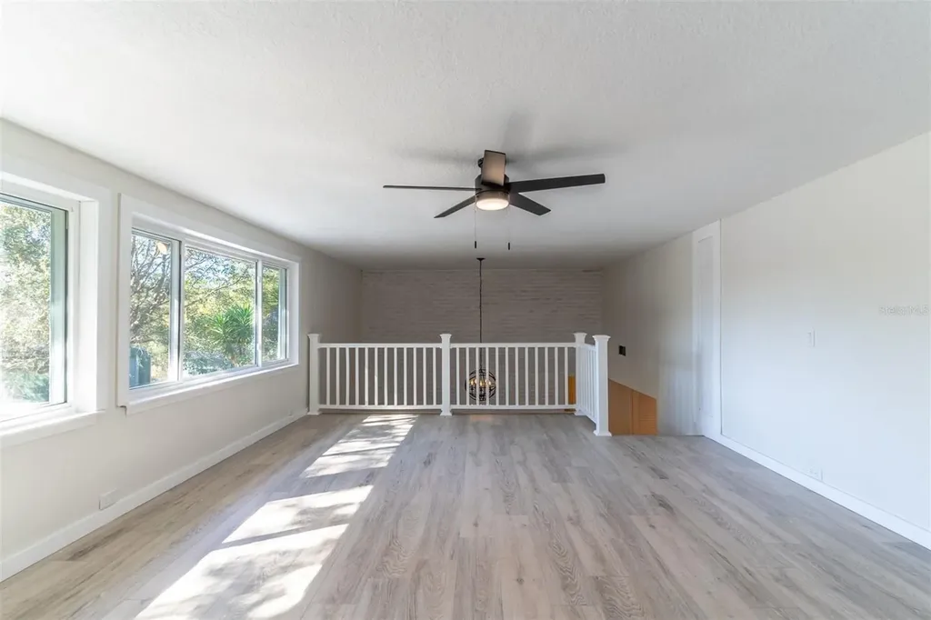 16880 SE 63rd Lane Ocklawaha FL 32179