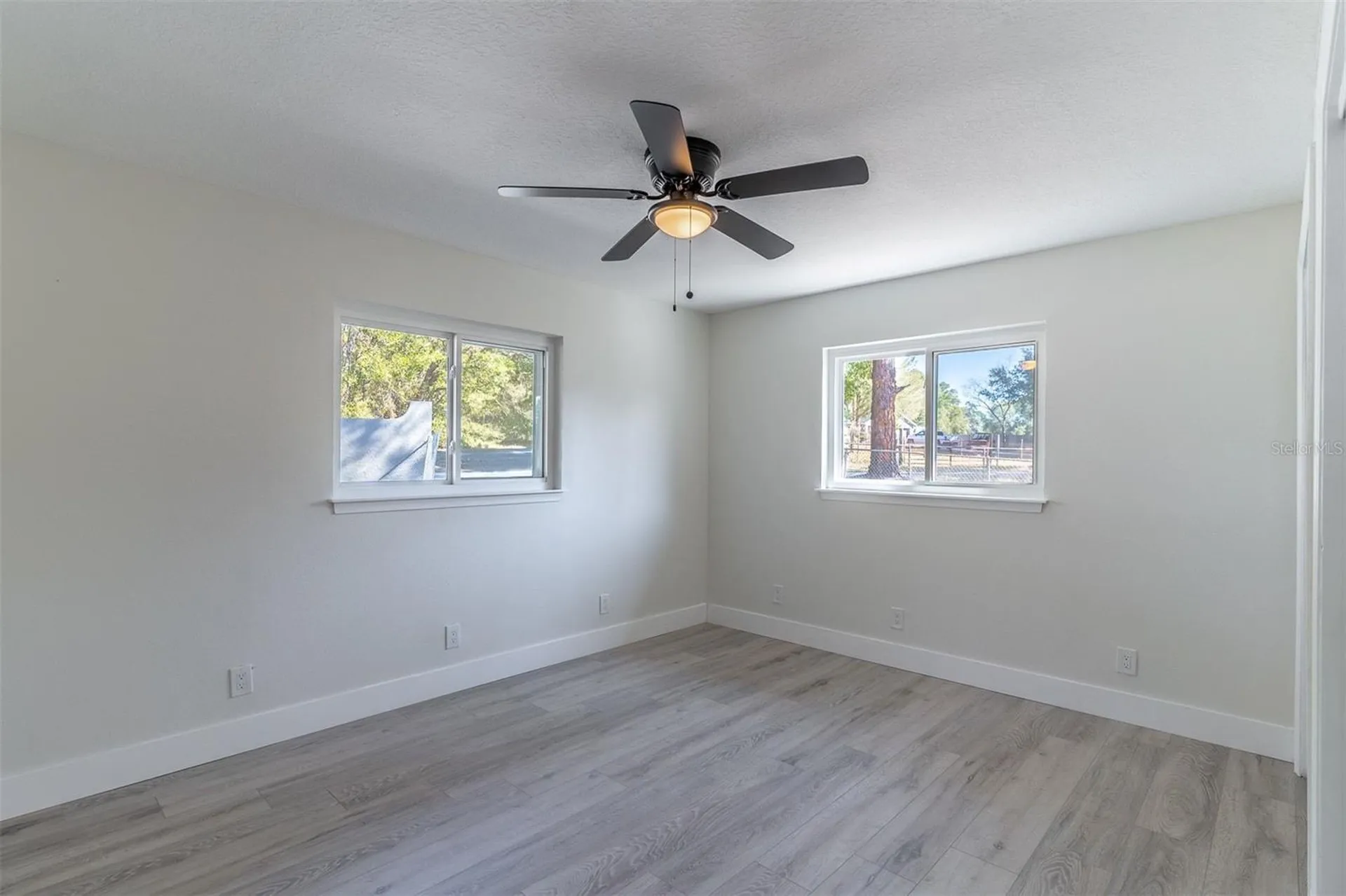 16880 SE 63rd Lane Ocklawaha FL 32179