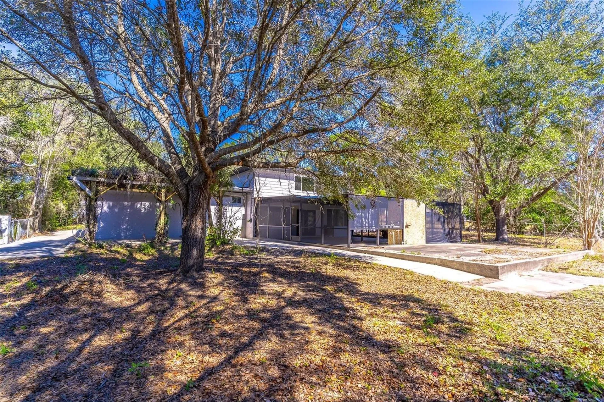 16880 SE 63rd Lane Ocklawaha FL 32179