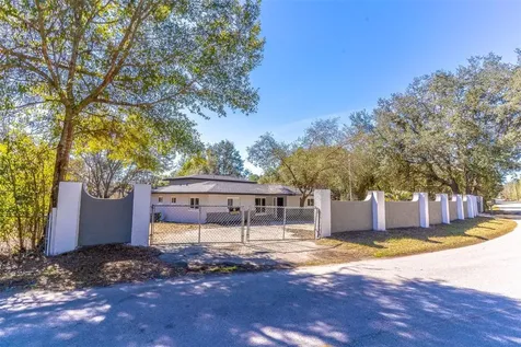 16880 SE 63rd Lane Ocklawaha FL 32179