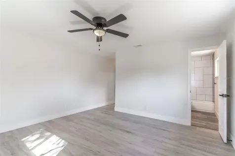 16880 SE 63rd Lane Ocklawaha FL 32179