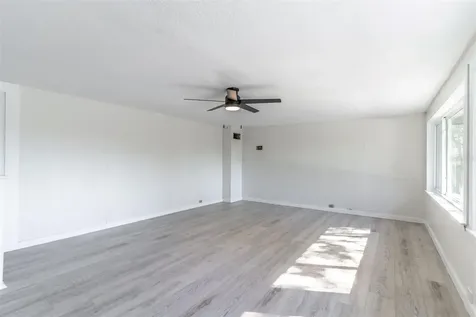 16880 SE 63rd Lane Ocklawaha FL 32179