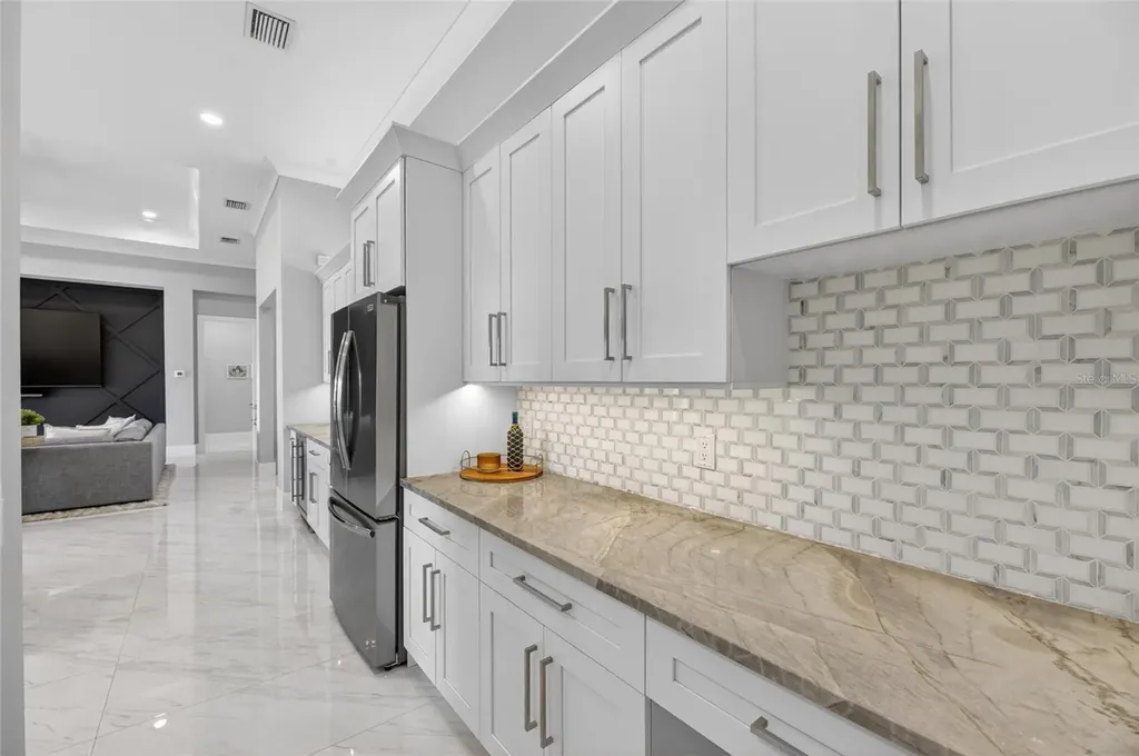 5704 Tybee Island Drive Apollo Beach FL 33572