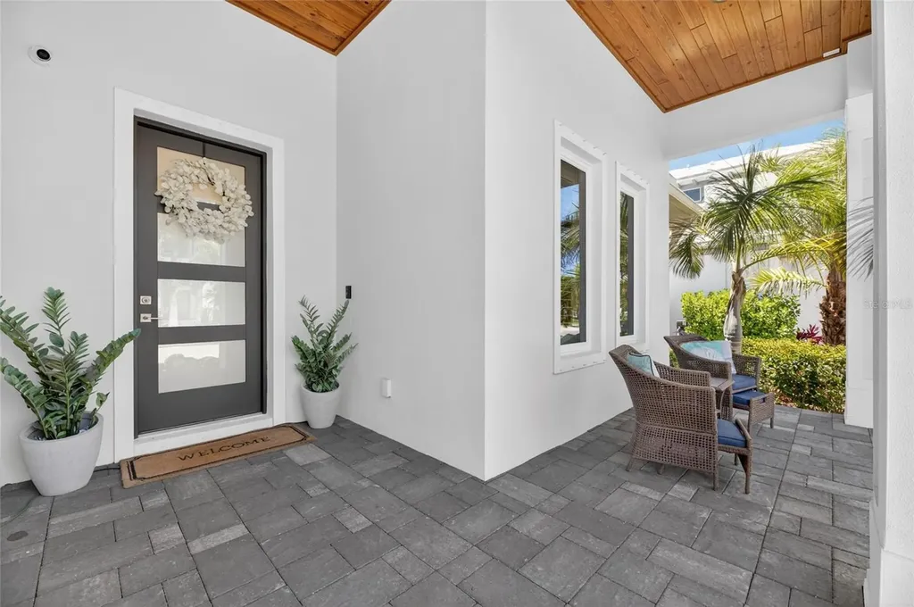 5704 Tybee Island Drive Apollo Beach FL 33572