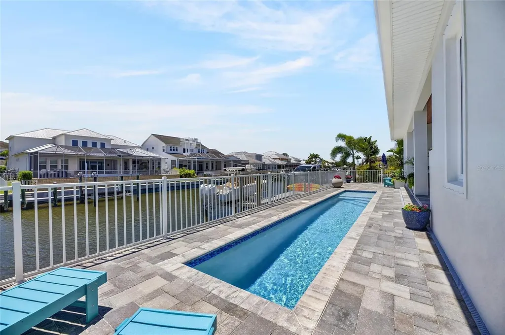 5704 Tybee Island Drive Apollo Beach FL 33572