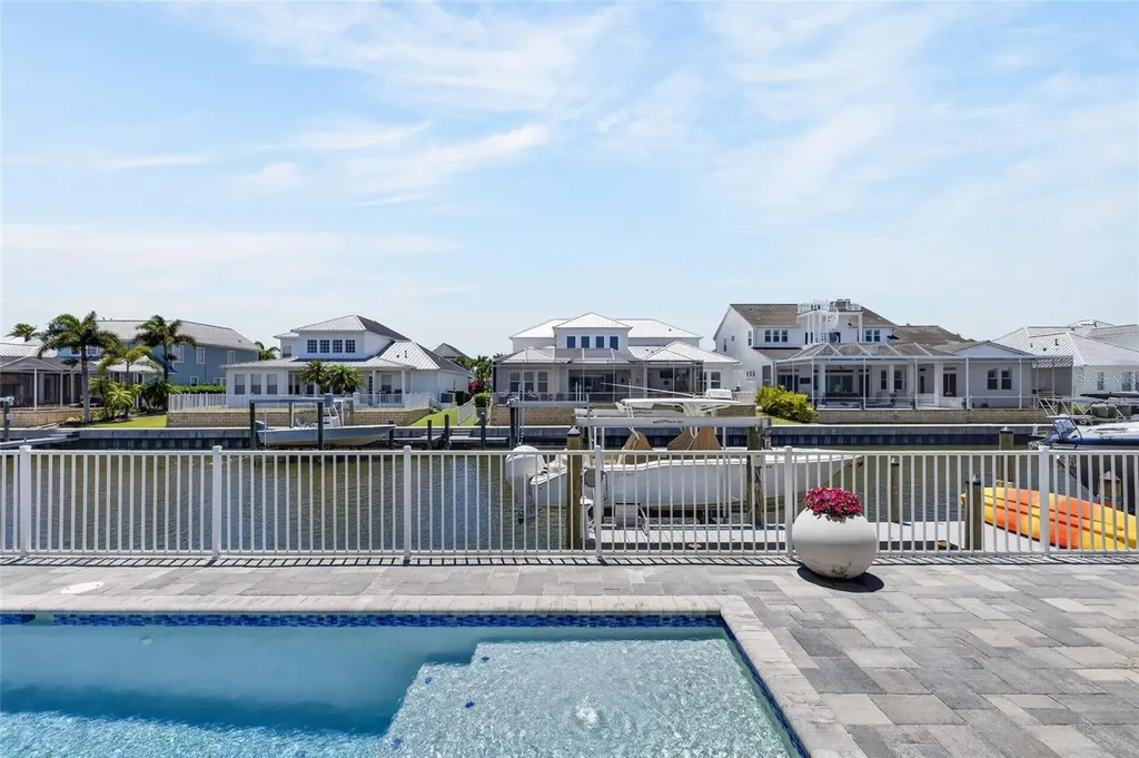 5704 Tybee Island Drive Apollo Beach FL 33572