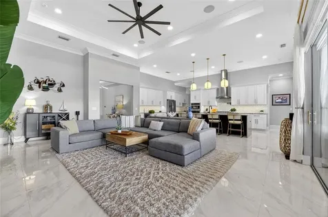 5704 Tybee Island Drive Apollo Beach FL 33572